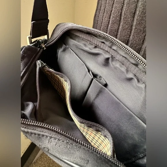 DAKS LONDON Crossbody Bag - Picture 11 of 11